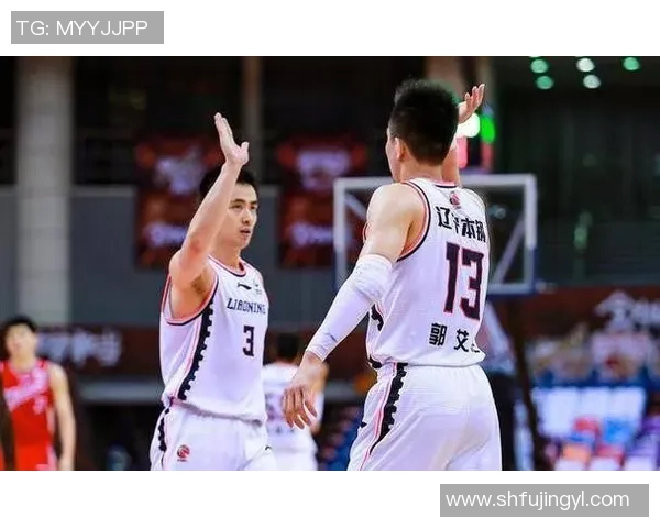 武汉篮球队与上海篮球队赛后复盘分析个人能力对比及影响因素探讨